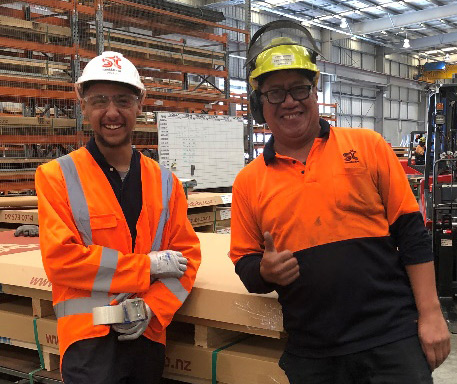 S&amp;amp;T Supervisor Barney and Papakura High School student Rodney