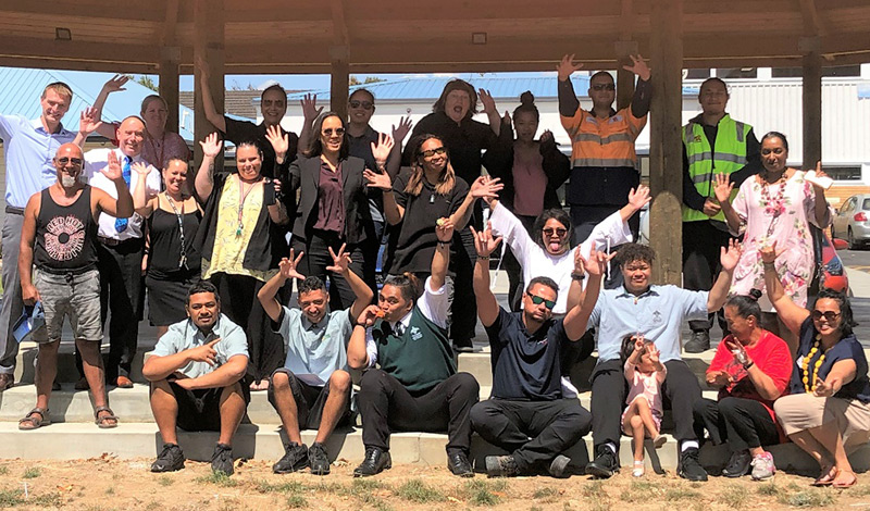 Group photo of work experience students & whānau